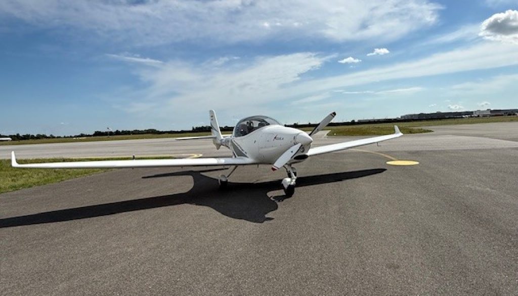 EXTERIOR 8