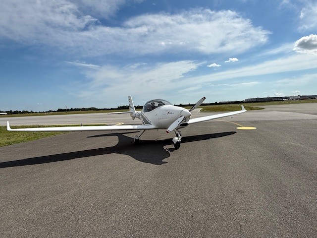 EXTERIOR 8