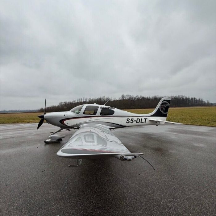 Cirrus SR22T G3-4